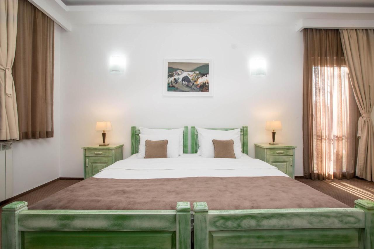 Hotel Trim Nikšić Exteriör bild