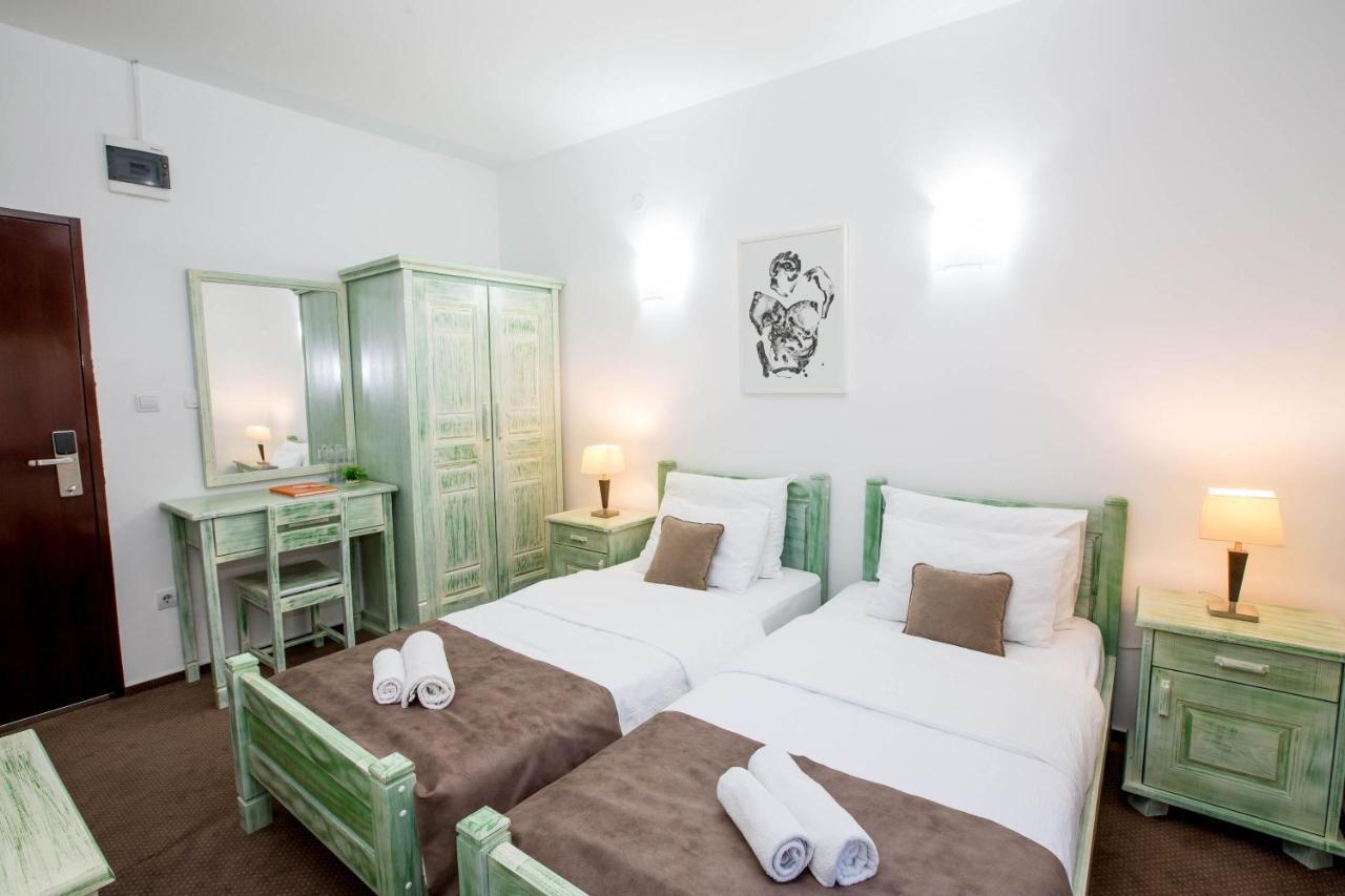 Hotel Trim Nikšić Exteriör bild